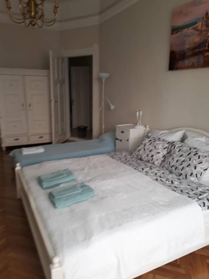Adél&Tamás Apartments in Budapest Centre Extérieur photo